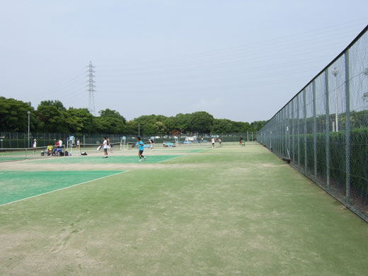 大泉緑地 テニスコート